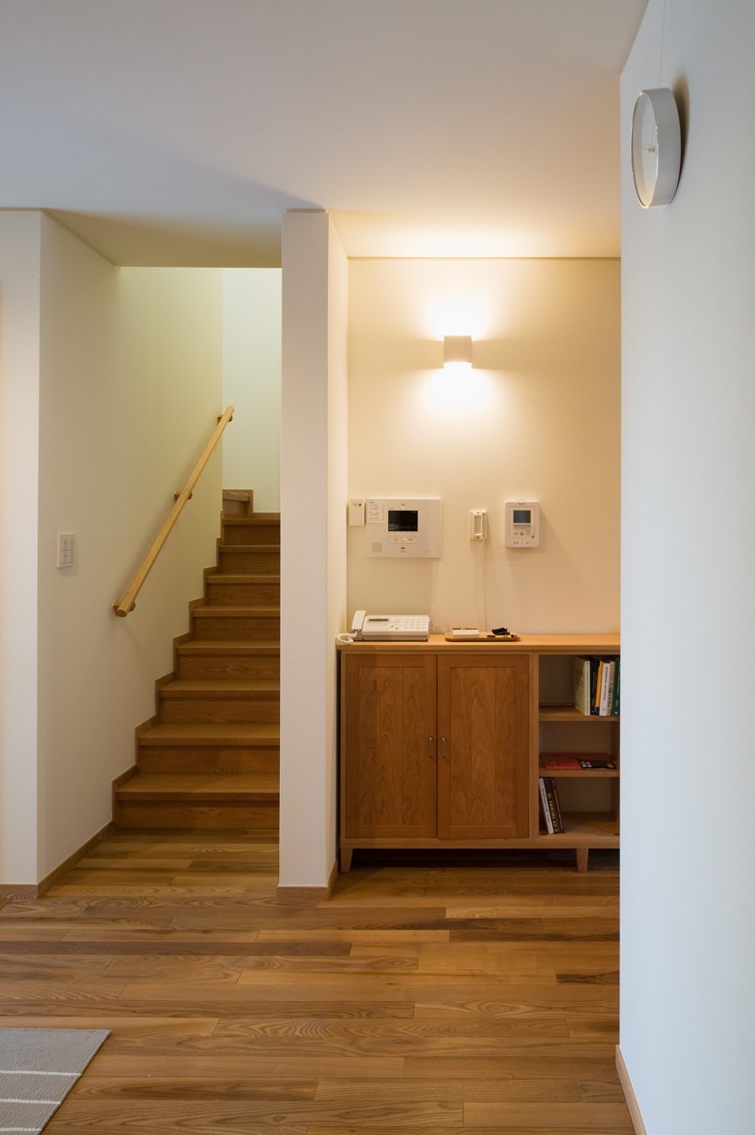 Entry hall house A with staircase   Entry hall house A with staircase